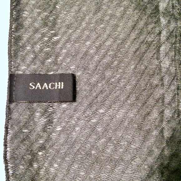 SAACHI Charcoal Gray Wave Pattern Acrylic, Polyester, and Wool Blend Scarf - Picture 9 of 12